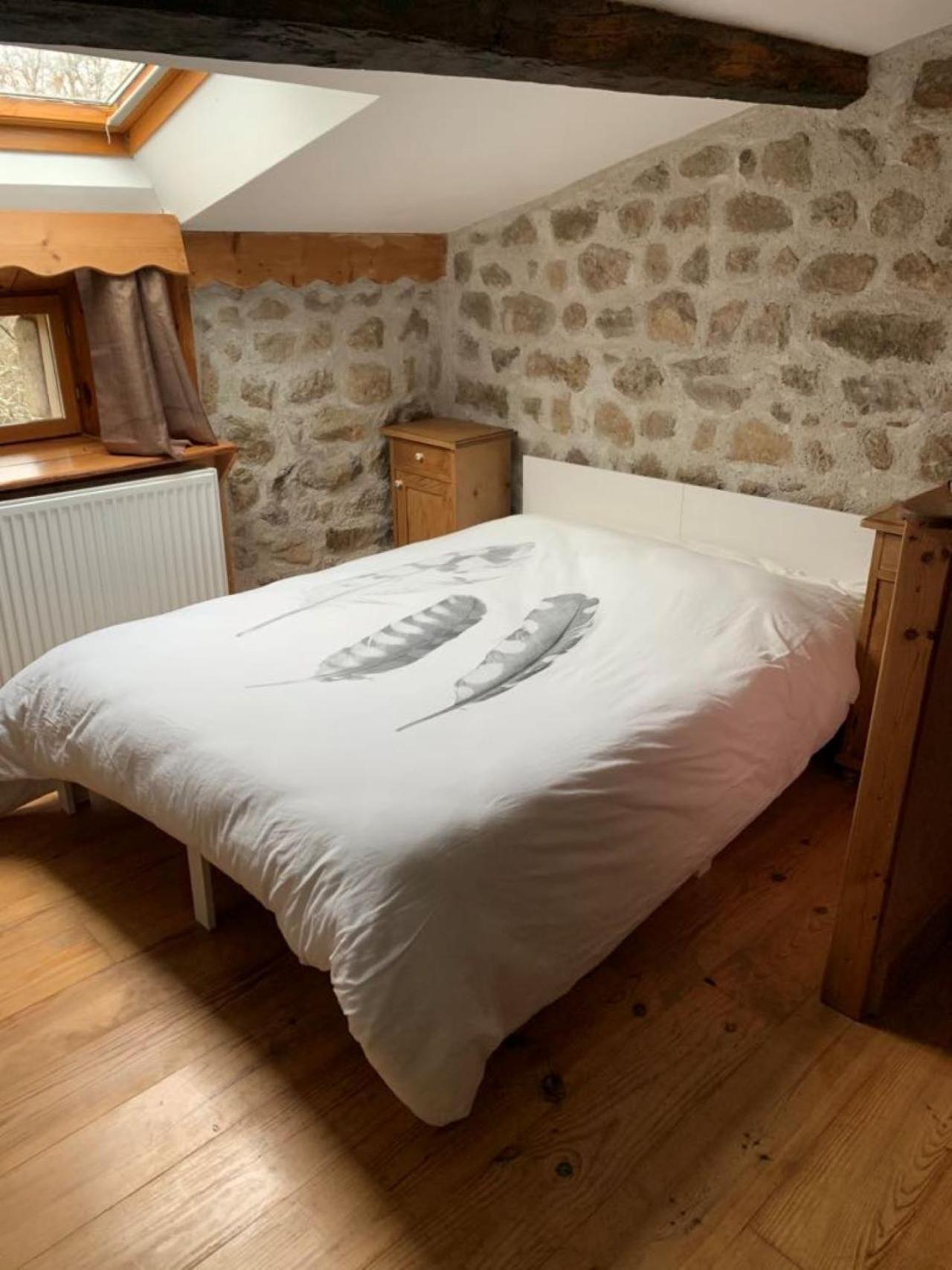 Gites Domaine De Silhac Ardeche Bagian luar foto